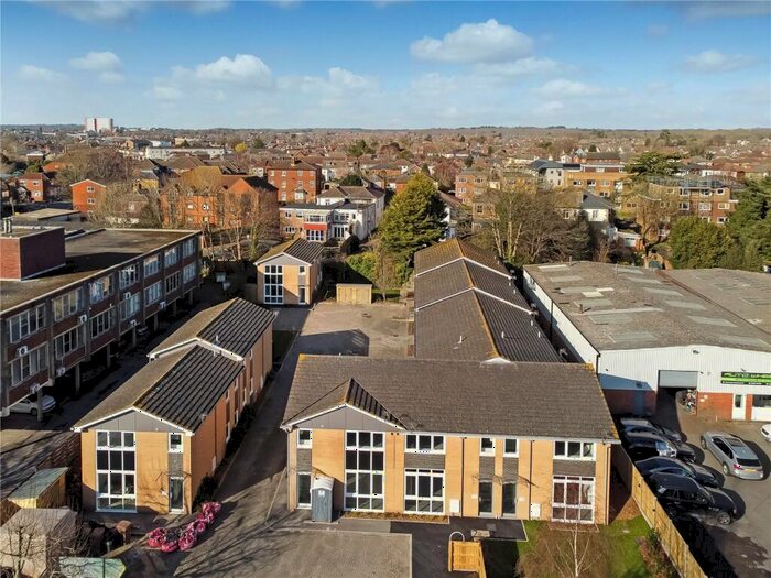 1 Bedroom Apartment To Rent In Millbrook Road East, Southampton, Hampshire, SO15