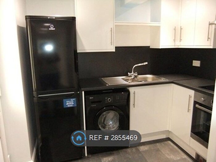 1 Bedroom Flat To Rent In Granada Road, Southsea, PO4