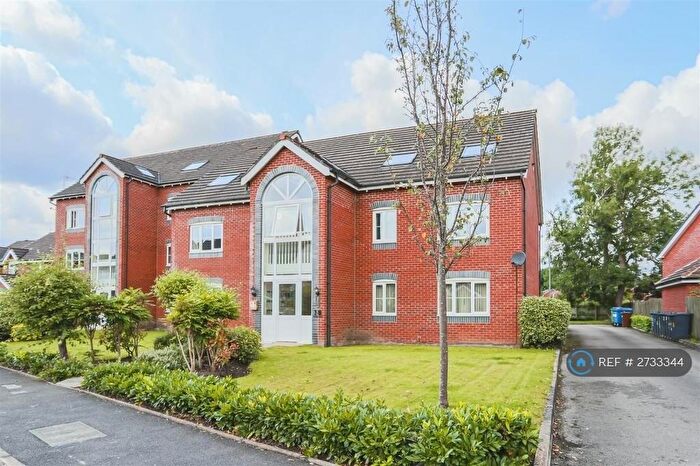 2 Bedroom Flat To Rent In Grasmere Drive, Bury, BL9