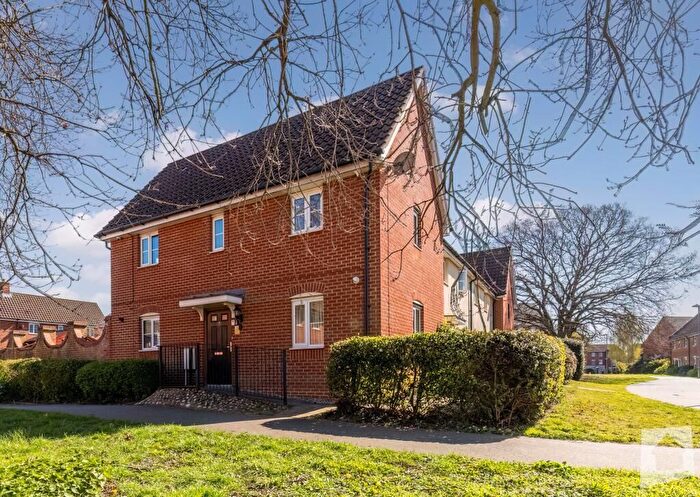 3 Bedroom Semi Detached House For Sale In Oriole Drive, Cringleford, Norwich, NR4