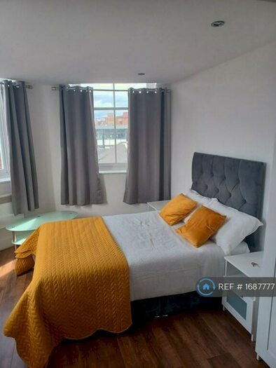 Studio To Rent In The Webberley, Stoke-On-Trent, ST1