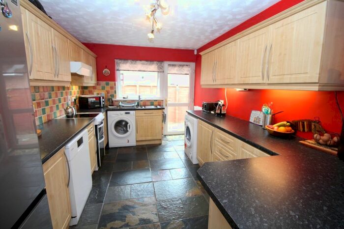 2 Bedroom Bungalow For Sale In Henly Avenue, Carrickfergus, BT38