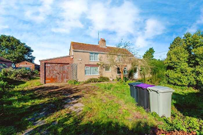 3 Bedroom Detached House For Sale In Spilsby Road, New Leake, Lincolnshire, PE22