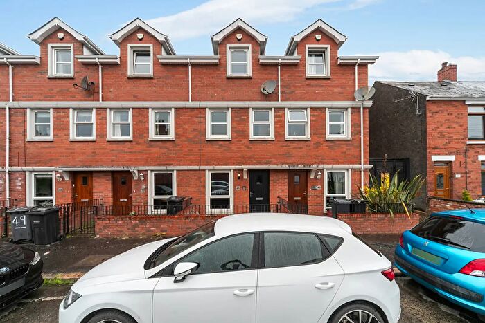 4 Bedroom TownHouse For Sale In Northbrook Street, Belfast, BT9