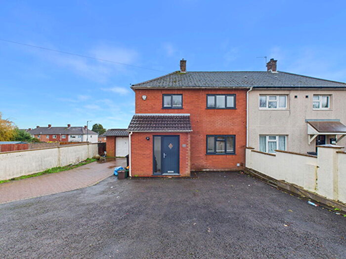 3 Bedroom Semi Detached House For Sale In Four Acres, Bristol, BS13