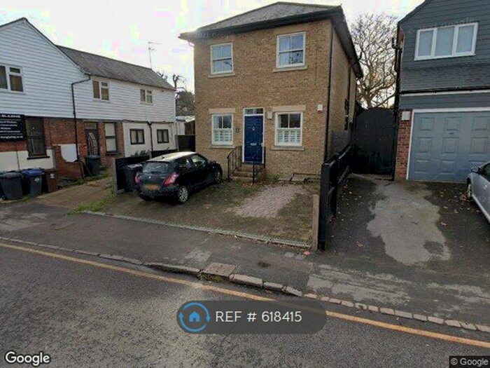 2 Bedroom Flat To Rent In Station Road, Sawbridgeworth, CM21