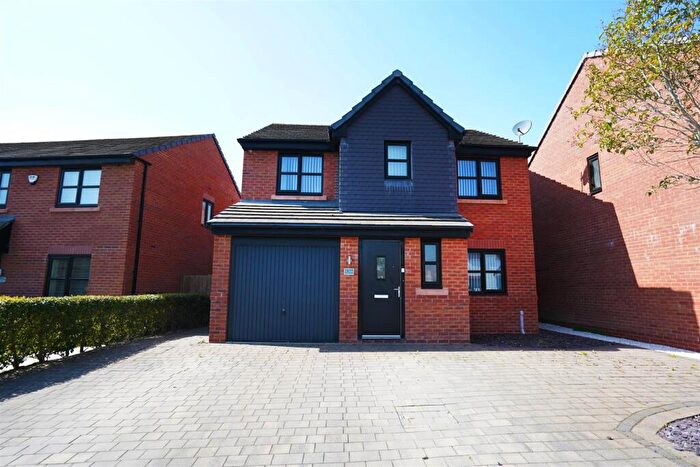 4 Bedroom Detached House For Sale In Collingwood Way, Westhoughton, Bolton, BL5
