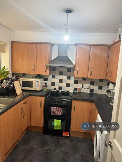 2 Bedroom Flat To Rent In Aylesbury Close, London, E7