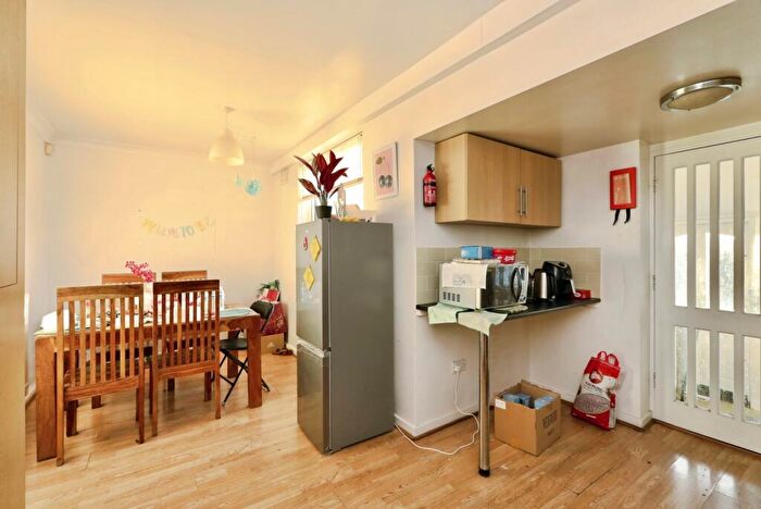 2 Bedroom Semi-Detached House For Sale In Yew Lane, Sheffield, South Yorkshire, S5