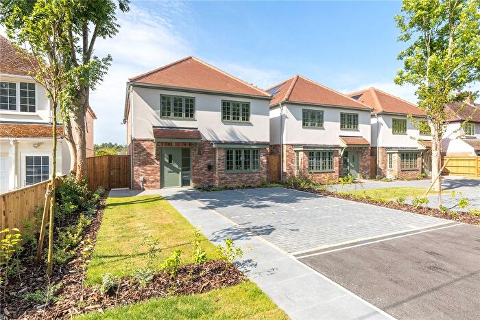 4 Bedroom Detached House For Sale In Hauxton Road, Little Shelford, Cambridge, CB22