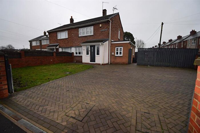 2 Bedroom Semi Detached House For Sale In Pennine Way, Chilton, DL17