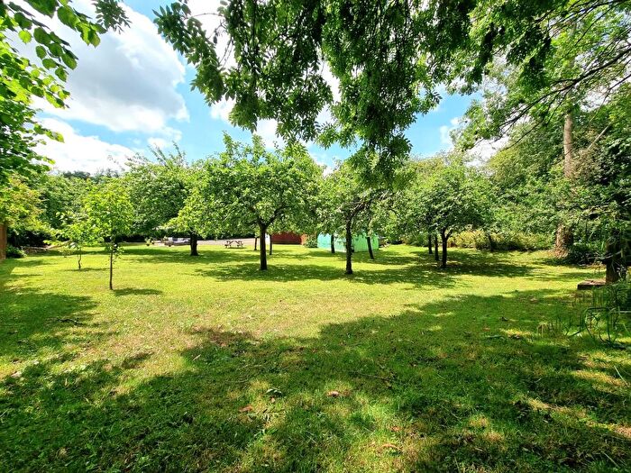 5 Bedroom Detached House For Sale In Clay Lane, Uffculme, Cullompton, Devon, EX15