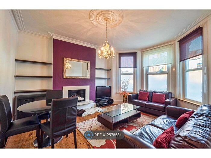 2 Bedroom Flat To Rent In Albert Road, London, N22
