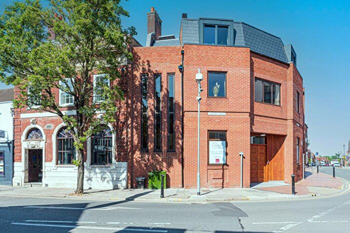 2 Bedroom Apartment To Rent In Sterling Place, Broad Street, Wokingham, RG40