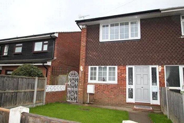 3 Bedroom Semi-Detached House To Rent In East Street, Southend-on-Sea, Essex, SS2