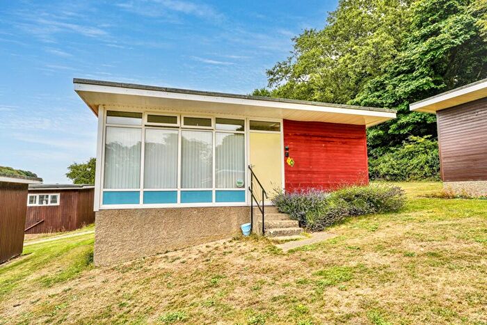 2 Bedroom Chalet For Sale In Kings Chalet Park, Overstrand Road, NR27