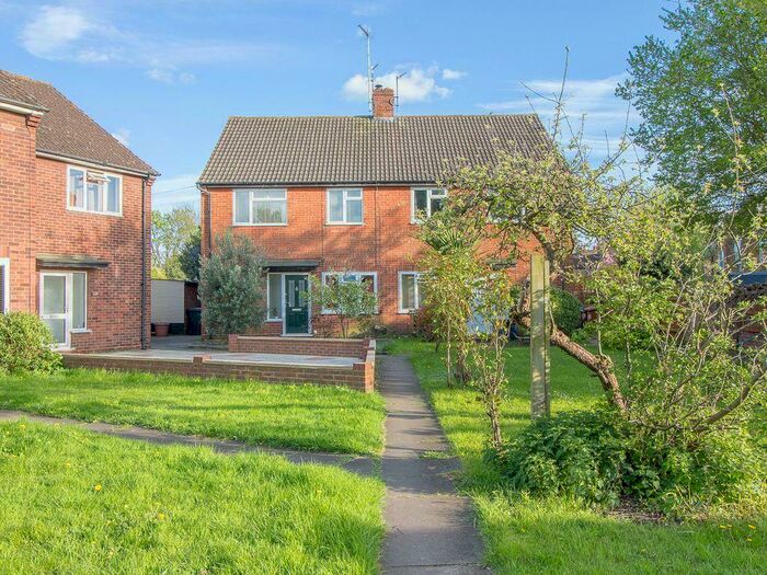 2 Bedroom Maisonette To Rent In *Fully Booked* Railway Street, Hertford, SG13