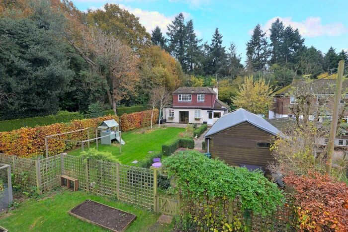 4 Bedroom Detached House For Sale In Godalming, Surrey GU8