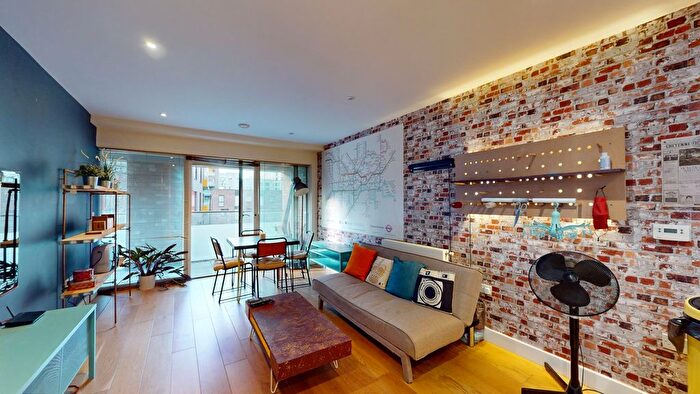 1 Bedroom Flat For Sale In Peartree Way, London, SE10
