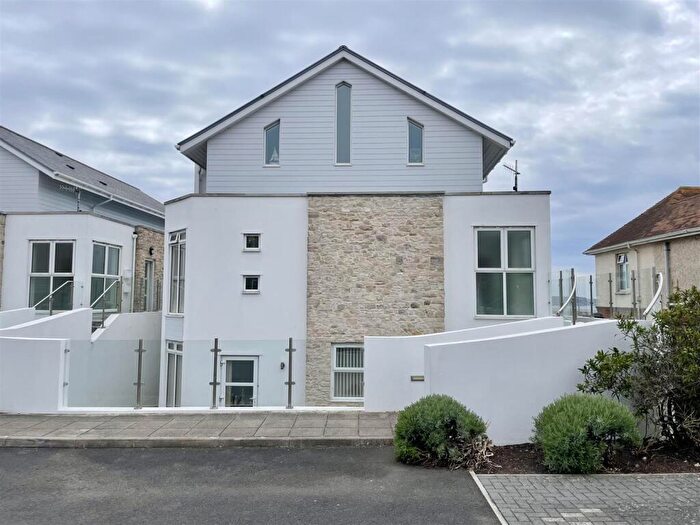 1 Bedroom Apartment For Sale In Buxton Road, Weymouth, DT4