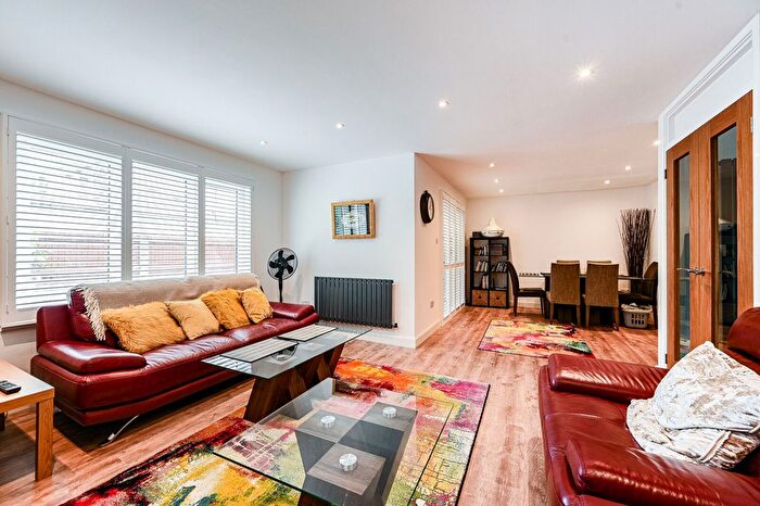 4 Bedroom Terraced House For Sale In The Heights, Charlton, SE7