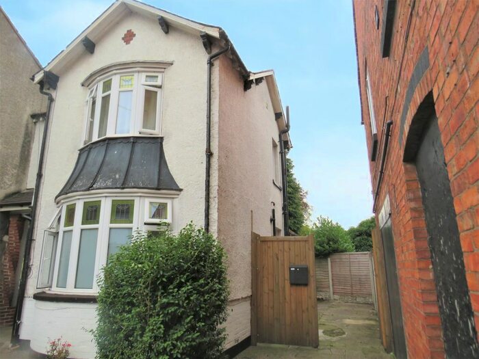 1 Bedroom Flat To Rent In Cannock Road, Cannock, WS11