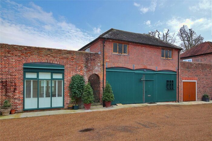 2 Bedroom Mews House For Sale In Coach House Mews, Great Maytham Hall, Rolvenden, Kent, TN17