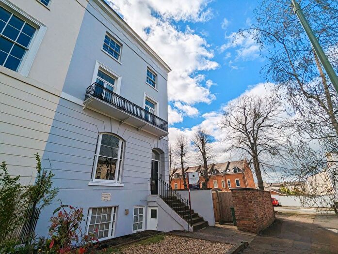 1 Bedroom Flat To Rent In Clarence Square, Cheltenham, GL50