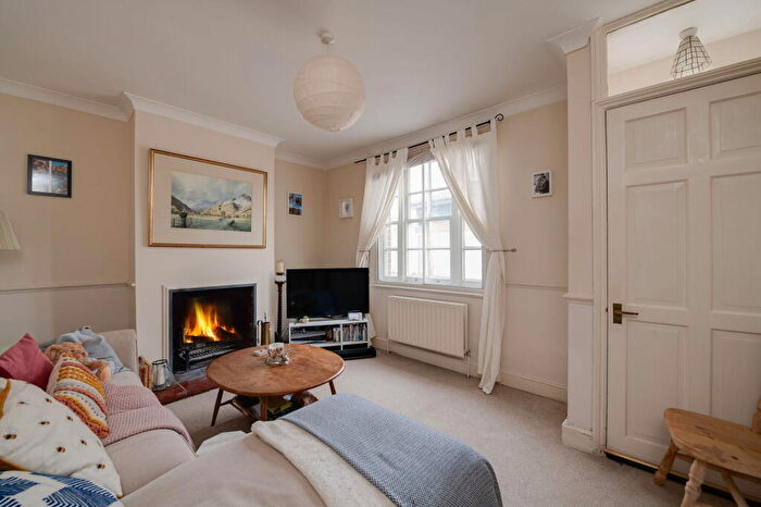 2 Bedroom Terraced House For Sale In Bar End Road, Winchester, SO23
