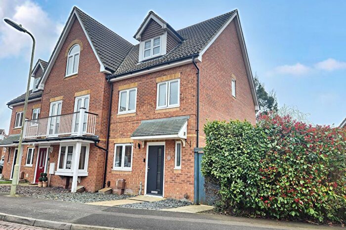 4 Bedroom Town House For Sale In Magister Drive, Lee-On-The-Solent, PO13
