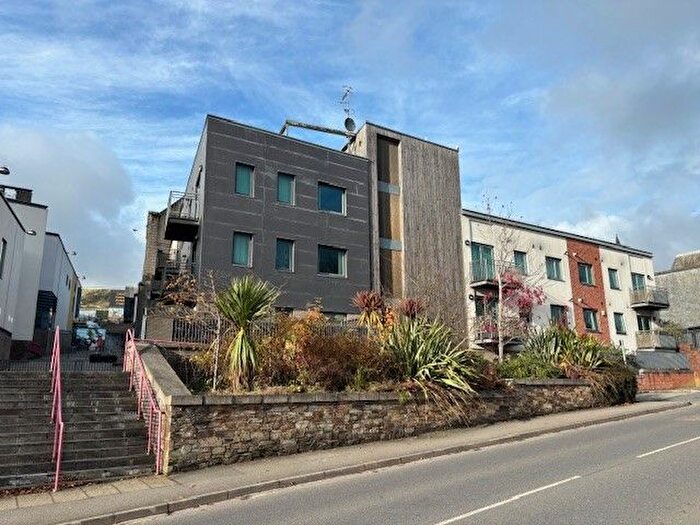 1 Bedroom Flat To Rent In China Court, St. Austell, PL25