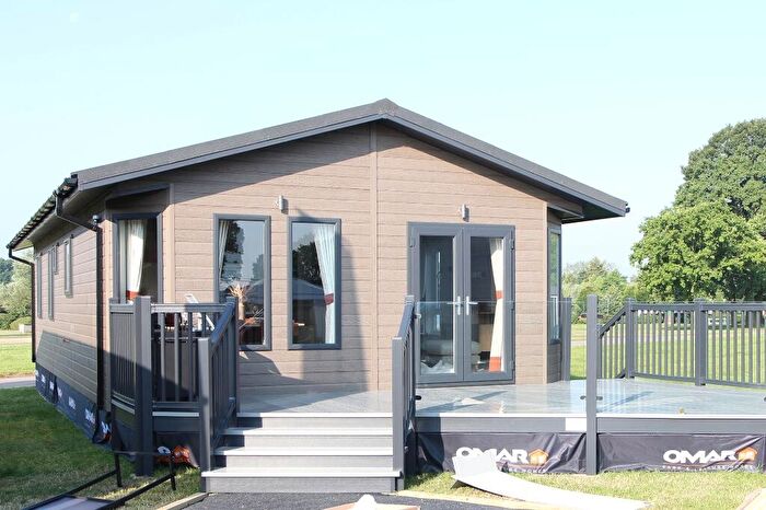 2 Bedroom Lodge For Sale In Llangynin, Carmarthenshire, SA33