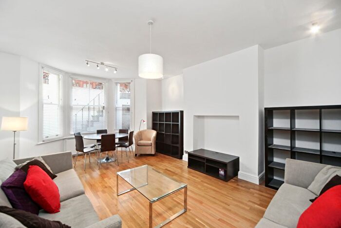 2 Bedroom Flat To Rent In Rosary Gardens, South Kensington, London, SW7
