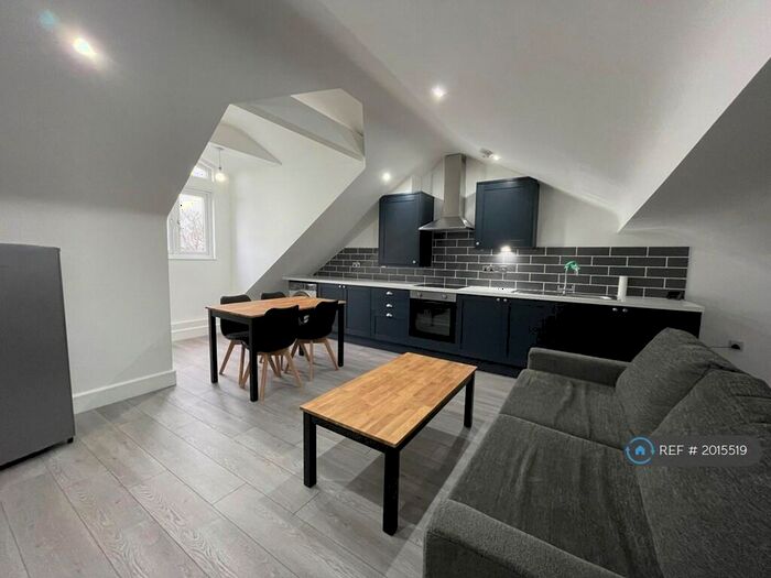 1 Bedroom Flat To Rent In Tynwald Hill, Liverpool, L13