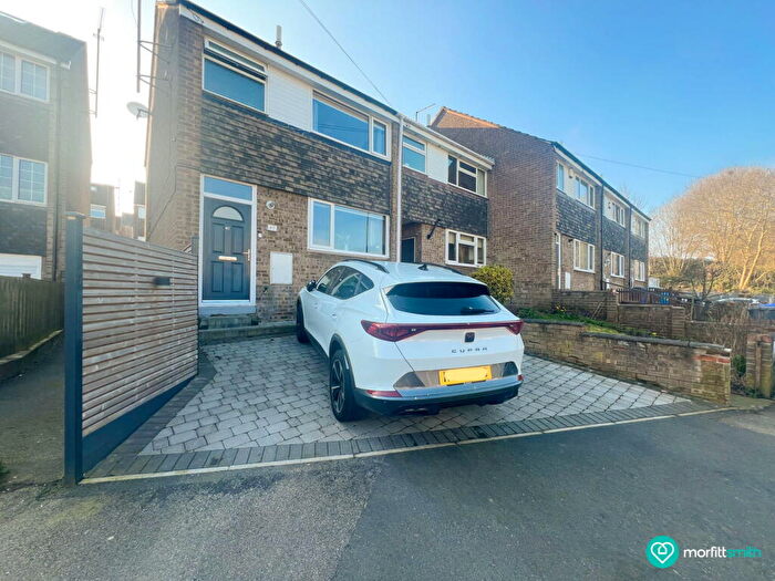 3 Bedroom Town House For Sale In Thoresby Road, Lower Walkley, S6