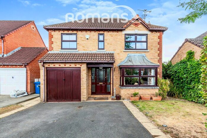 4 Bedroom Detached House To Rent In White Acres Drive, Holyport, Maidenhead, SL6