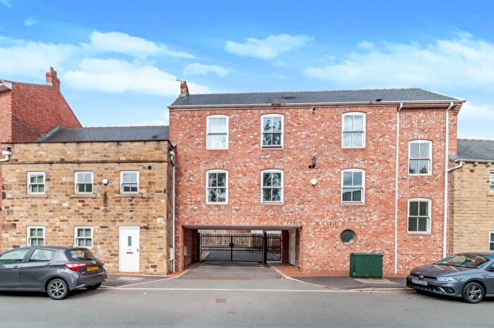 2 Bedroom Flat To Rent In High Street, Morley, LS27