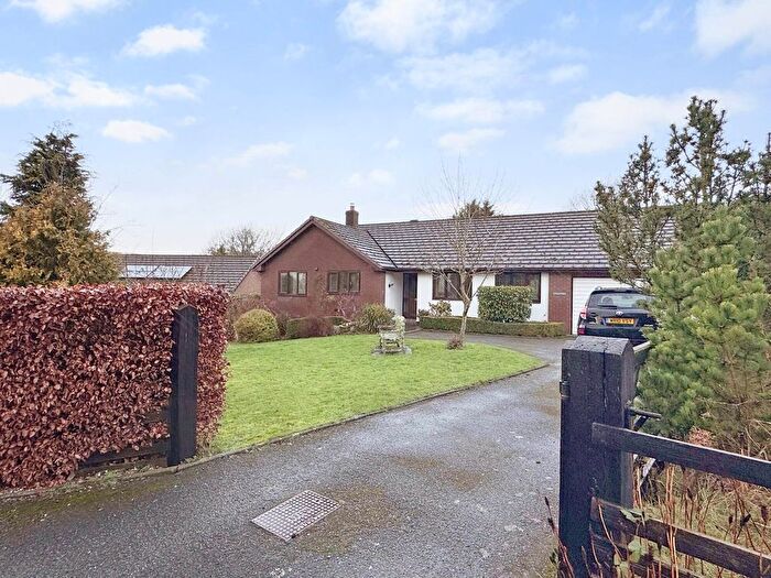 3 Bedroom Detached Bungalow For Sale In Franksbridge, Llandrindod Wells, LD1
