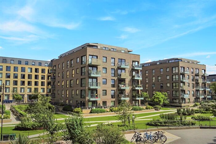 2 Bedroom Apartment For Sale In Gilbert House, Mill Park, Cambridge, CB1