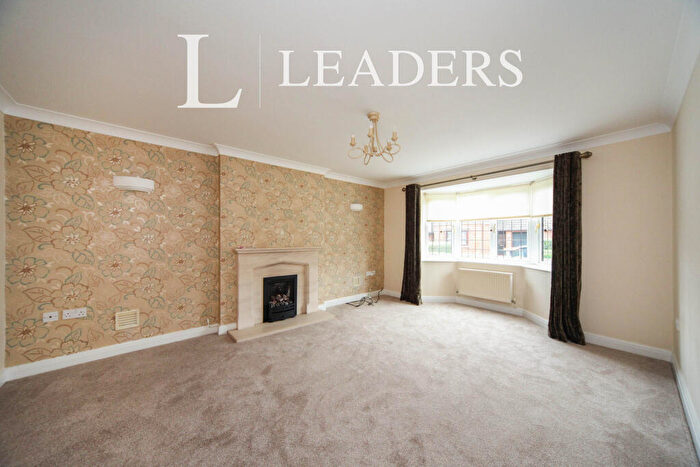 5 Bedroom Detached House To Rent In Badgers Gate -, LU6
