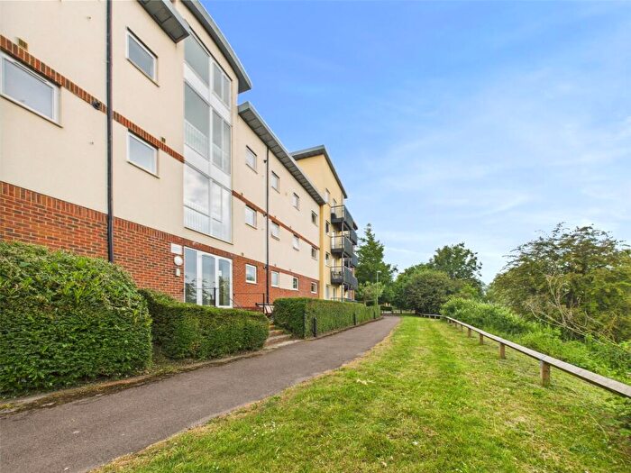 2 Bedroom Apartment For Sale In Longhorn Avenue, Gloucester, Gloucestershire, GL1