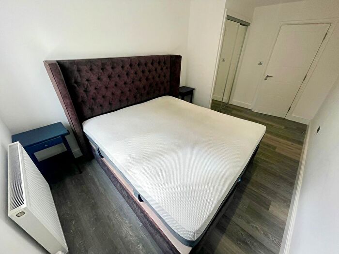 2 Bedroom Flat To Rent In Alma Street, Luton, LU1