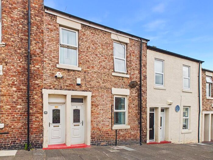 3 Bedroom Apartment For Sale In Vicarage Street, North Shields, NE29