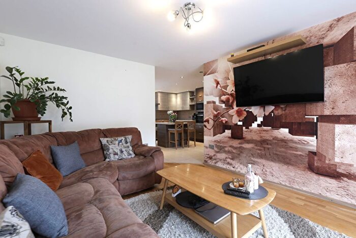 3 Bedroom Terraced House To Rent In Poppy Gardens, Basildon, SS15