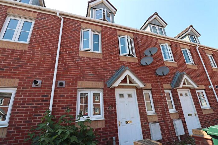 3 Bedroom Terraced House To Rent In Cobb Close, Coventry, CV2