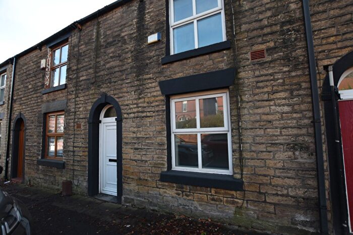 2 Bedroom Terraced House To Rent In Tottington Road, Bury, BL8