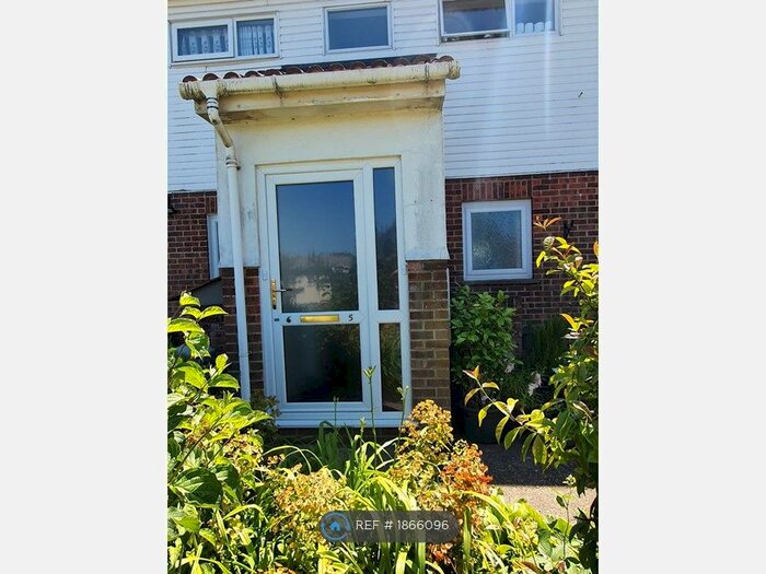 1 Bedroom Flat To Rent In Bramblefield Close, Longfield, DA3