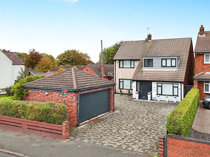 3 Bedroom Detached House For Sale In Cannock Road, Heath Hayes, Cannock, WS12