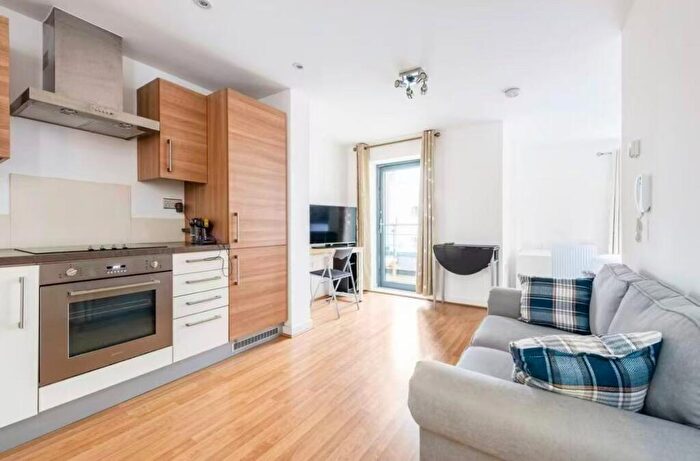 Apartment For Sale In Flat, Clarke Apartments, Heath Place, London, E3