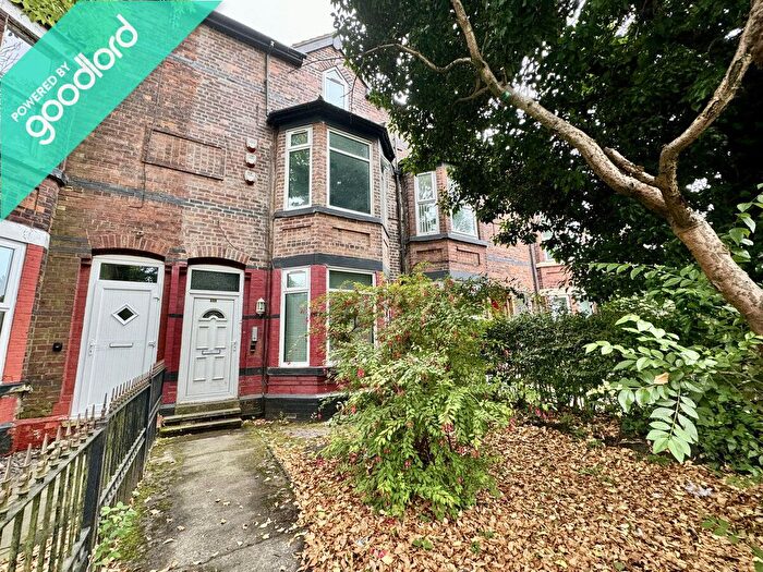 2 Bedroom Flat To Rent In Liverpool Road, Eccles, M30